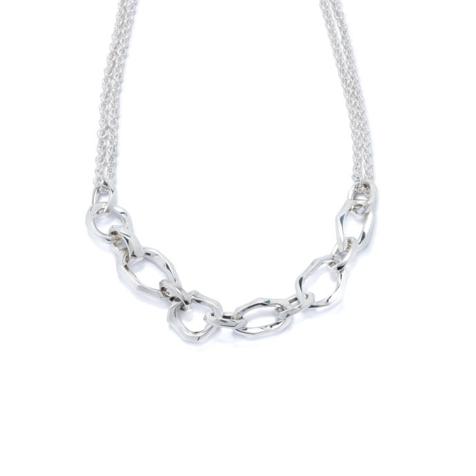 GARNI ガルニ　クロッケリー Y字シルバーチェーンネックレス GARNI ガルニ クロッケリー Y字シルバーチェーンネックレス