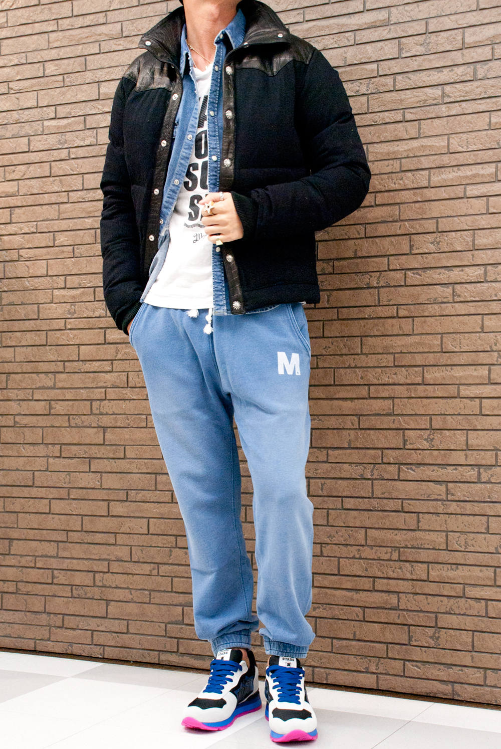 ダウンジャケット デニムシャツ コーディネート 1330 Chemical Conbination